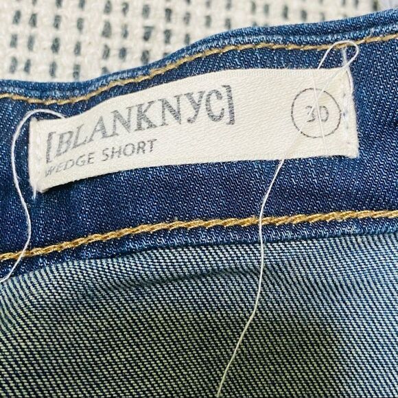 Blank NYC dark denim stretch distressed wedge shirt size 30 - Picture 6 of 7